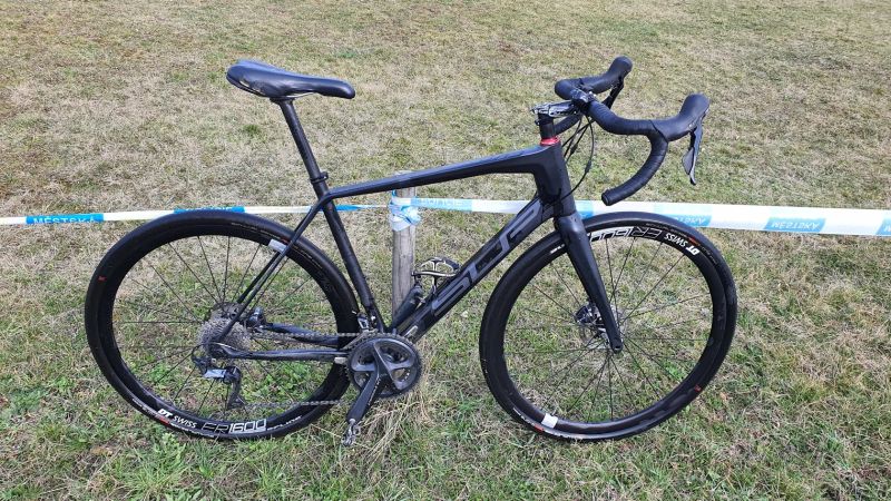 Karbonový gravel Superior na Ultegře