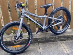 Scott Scale RC200, dětská závodní raketa