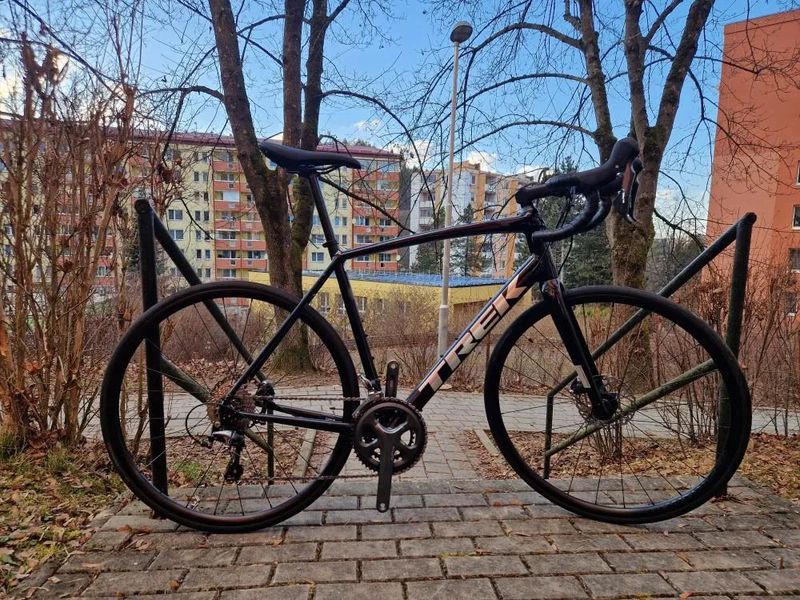 Trek Domane AL 4 Disc