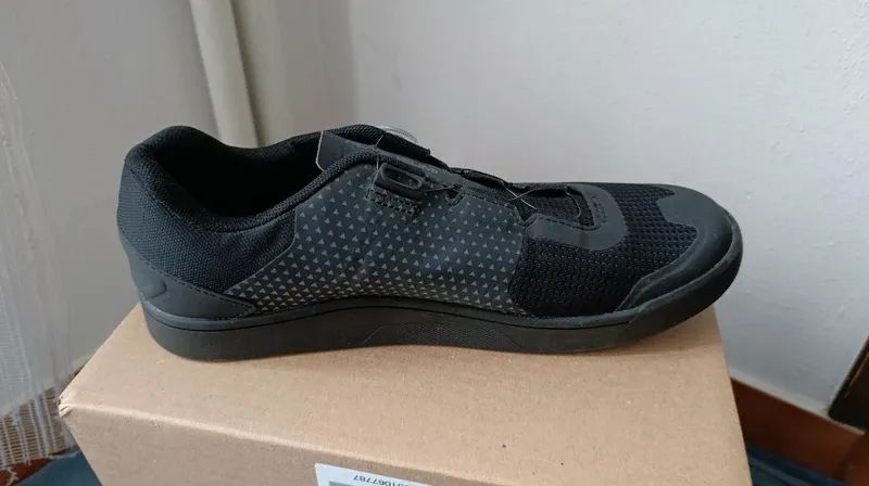 Cyklistické tretry bez nášlapů Pearl Izumi 