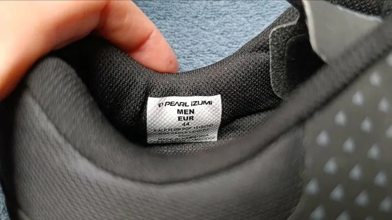 Cyklistické tretry bez nášlapů Pearl Izumi 