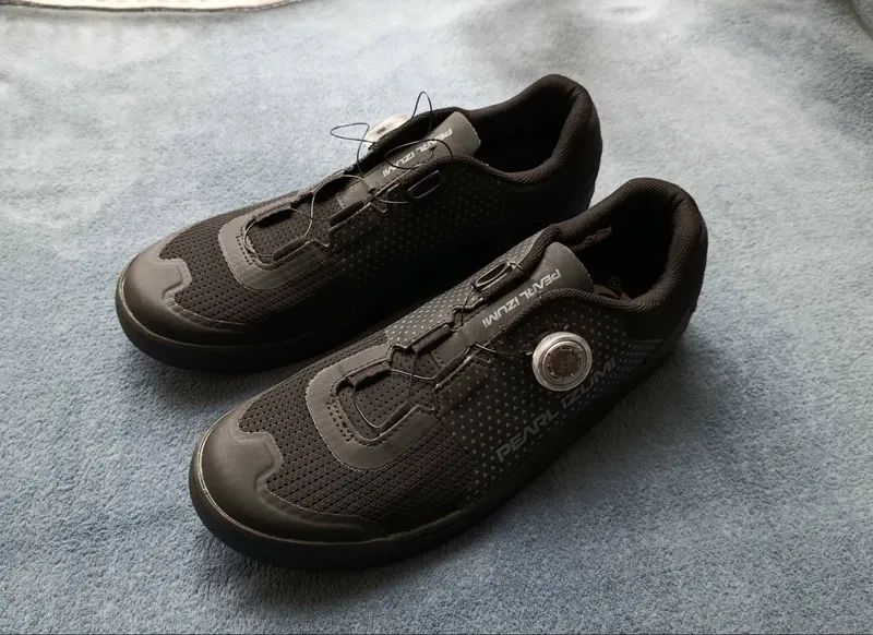 Cyklistické tretry bez nášlapů Pearl Izumi 