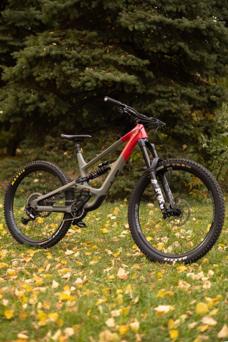YT Industries Capra Uncaged 10 CF MX
