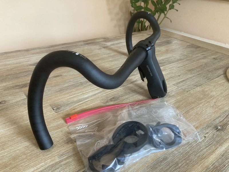 Prodám představec + gravel řídítka Syncros