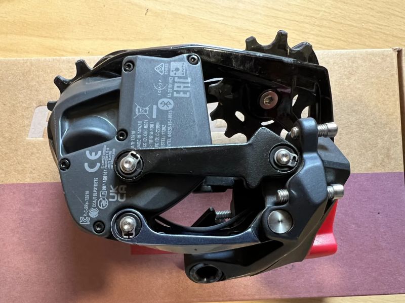 Prodám zadní přehazovačku SRAM Force eTap AXS (12s)