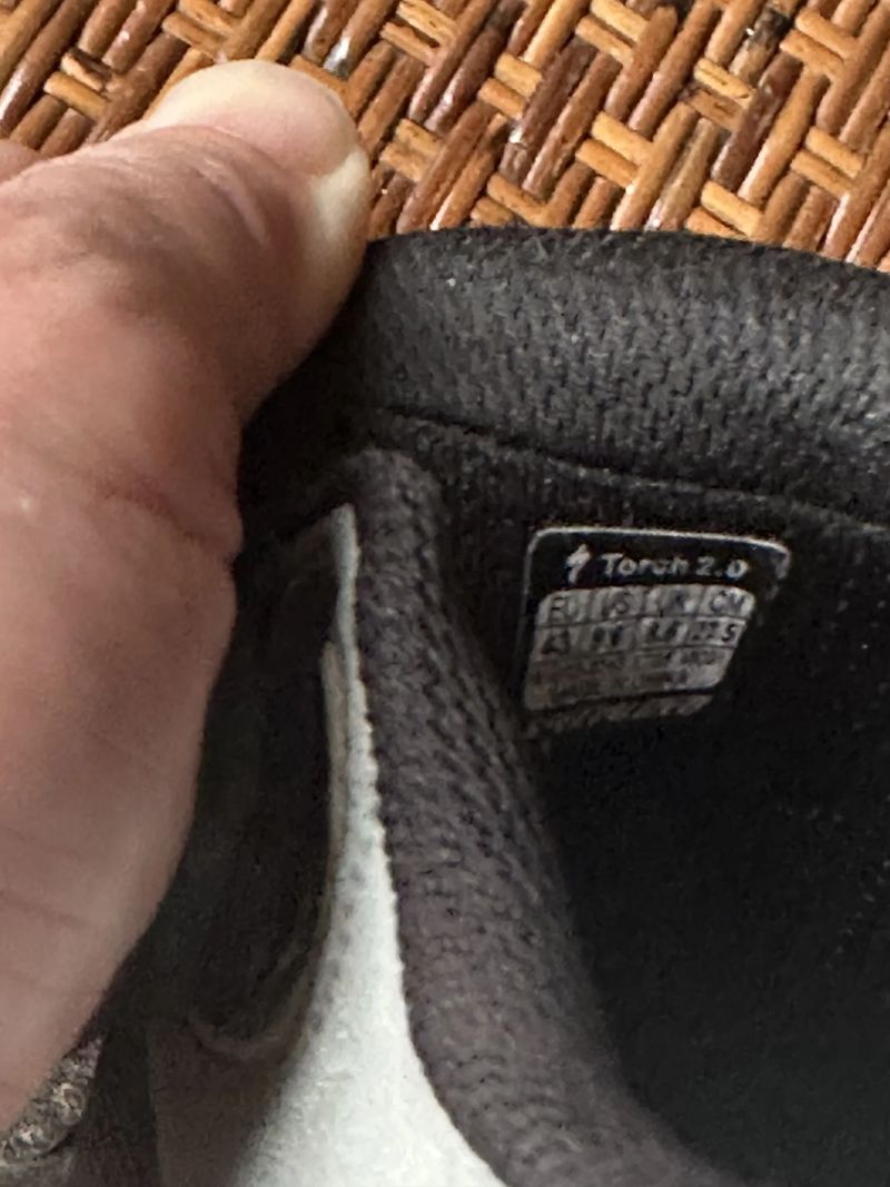 Silniční cyklistické tretry Specialized Torch 2.0 Reflective, vel. 43