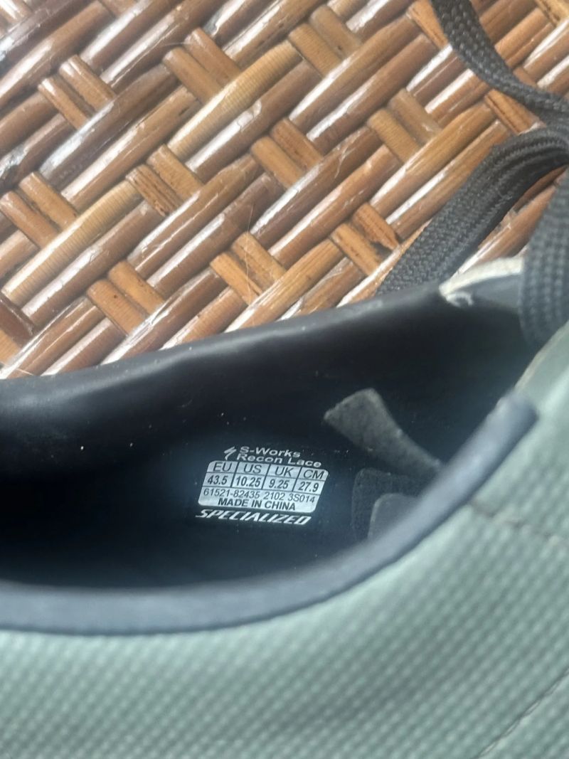 Specialized S-Works Recon Lace, vel. 43,5, barva zelená