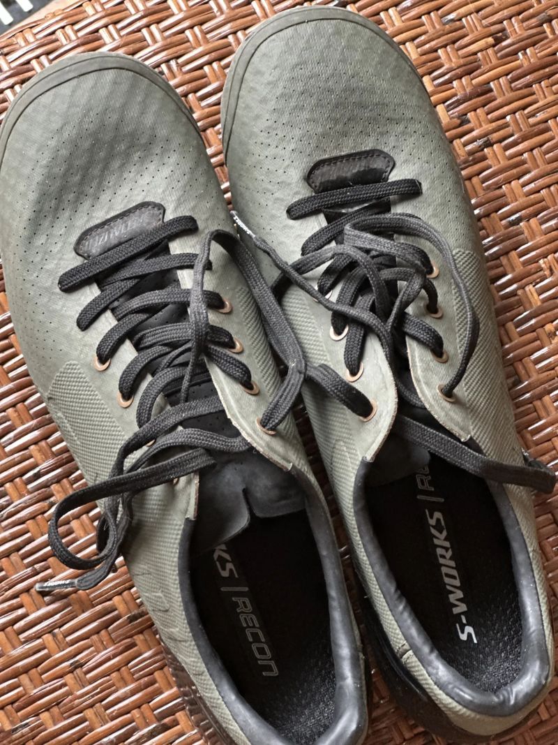 Specialized S-Works Recon Lace, vel. 43,5, barva zelená