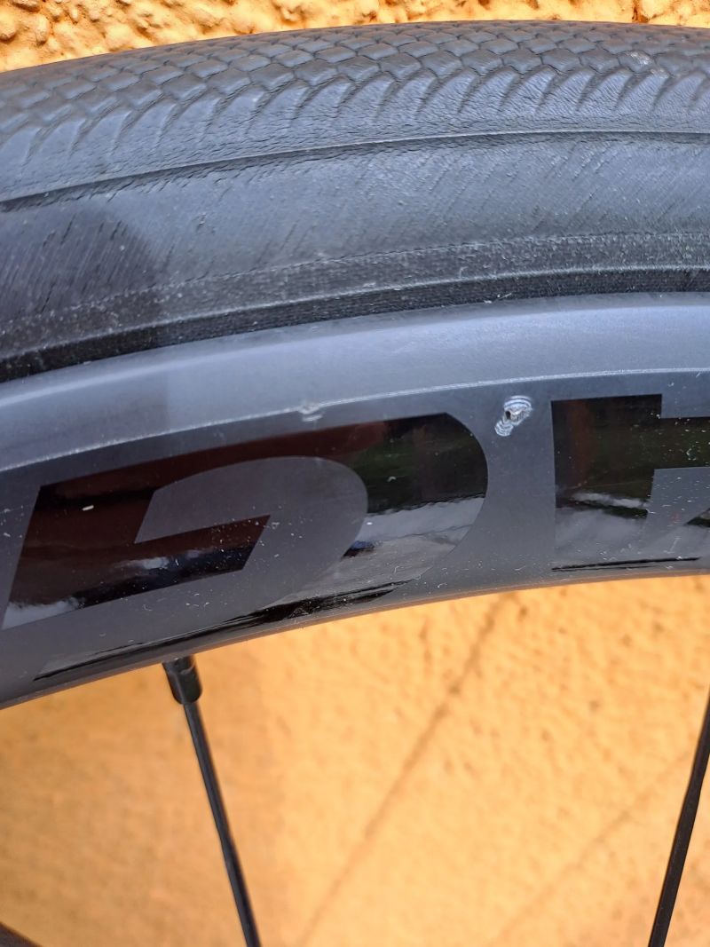 Silniční kolo Bontrager Aeolus Elite 35 TLR pro kotoučové brzdy