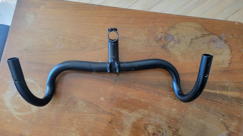 Řidítka Van Rysel 40cm + představec 100mm