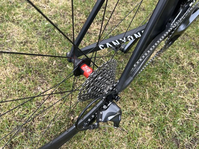 Canyon Ultimate CF SL 9