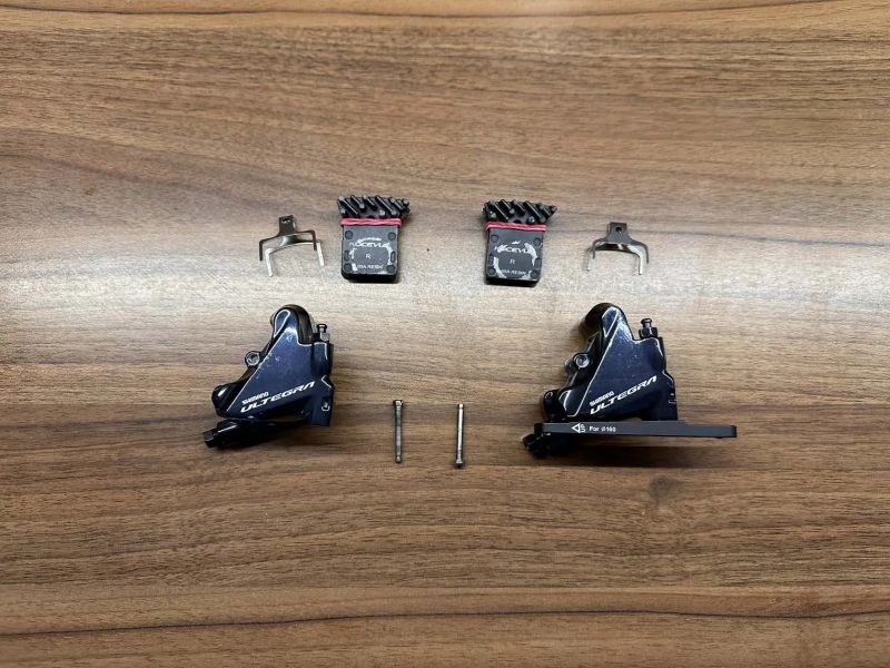 Třmeny Shimano Ultegra 8070