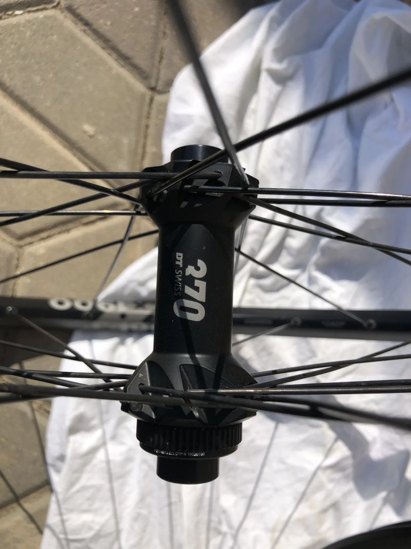 DT Swiss x1900 29”