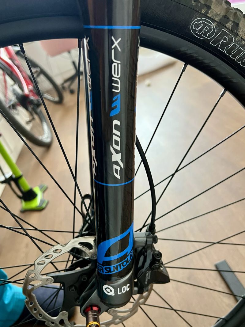 Stavba dětského závodního MTB kola 27,5 XS