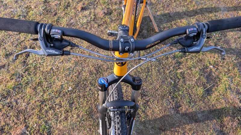 Author Opus 26" velikost L/19 - stav nového