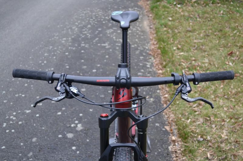 Simplon Razorblade 29 (M) 9,7 kg Top Stav