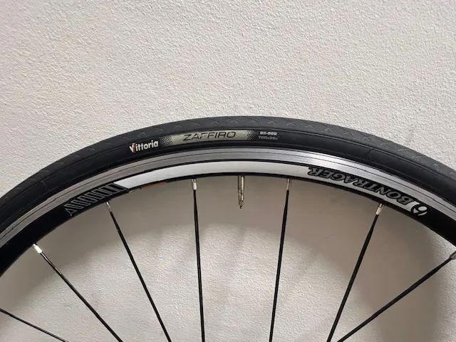 Silniční alu kola Bontrager