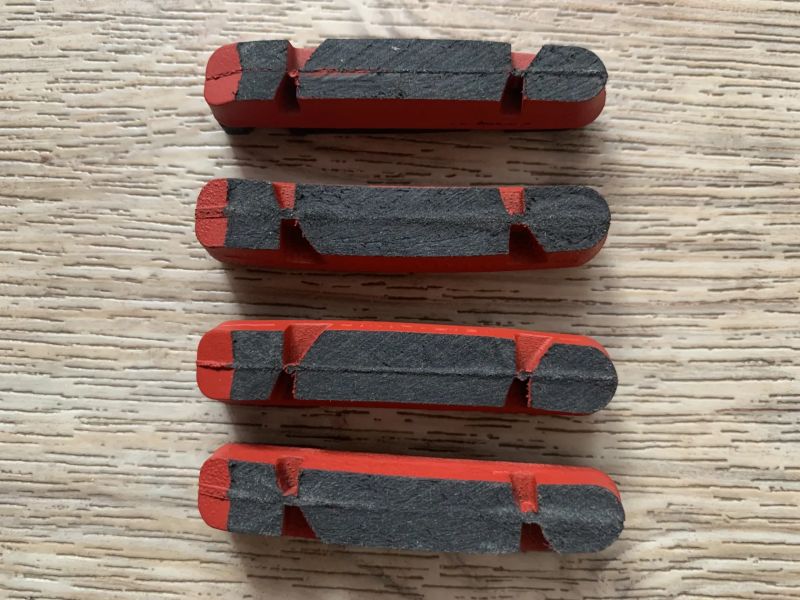 Náhradní špalky Campagnolo pro Carbon ráfky, BR-BO500X, 4 ks