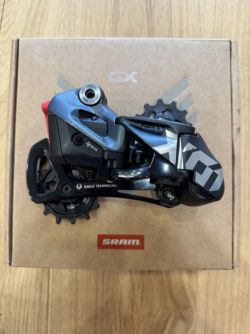 SRAM X01 AXS přehazovačka, kazeta a řetěz