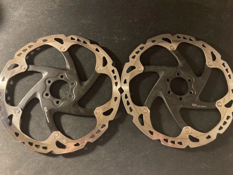 Brzdové kotouče SHIMANO SM-RT86