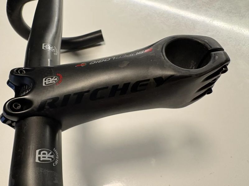 Prodám karbonovou sedlovku Ritchey Super Logic 27,2 délak 300 + další