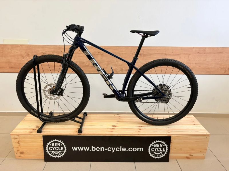 Trek Procaliber 9.6 rainbow edition