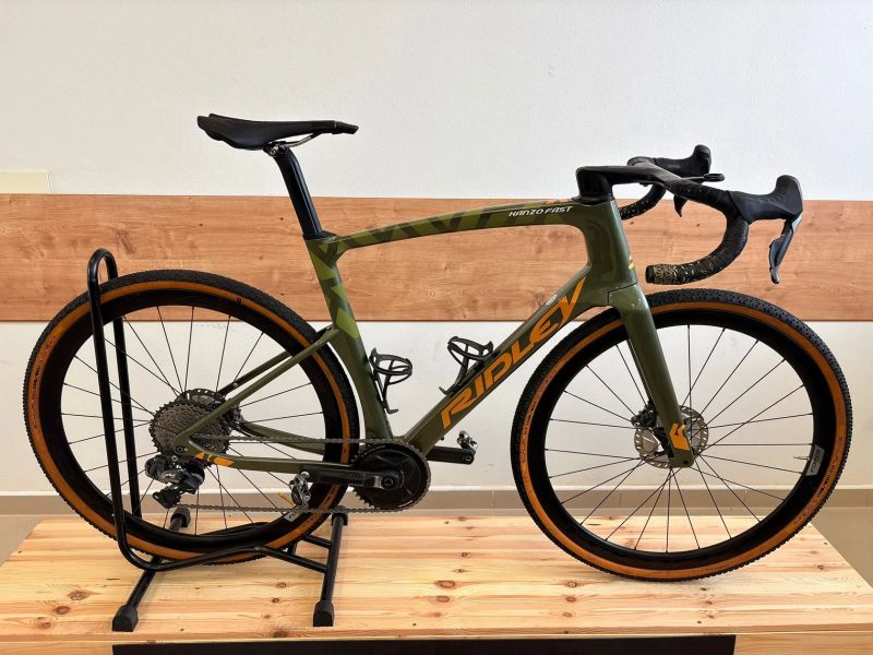 Ridley Kanzo Fast Di2 - karbonová kola 