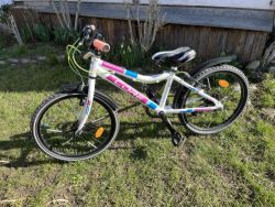 Lehké dětské kolo Core Nipper 20