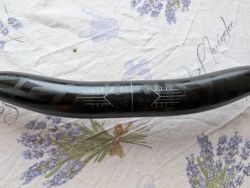 Truvativ Descendant Carbon 760mm, 20mm rise