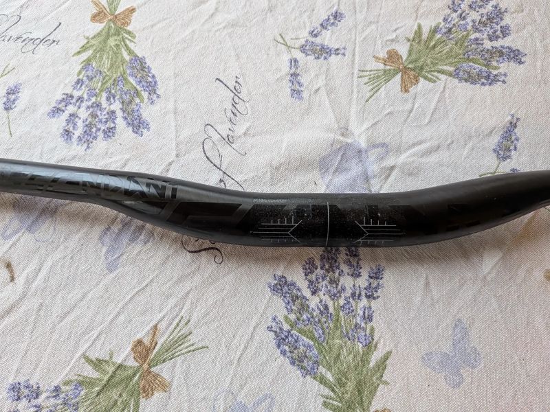 Truvativ Descendant Carbon 760mm, 20mm rise