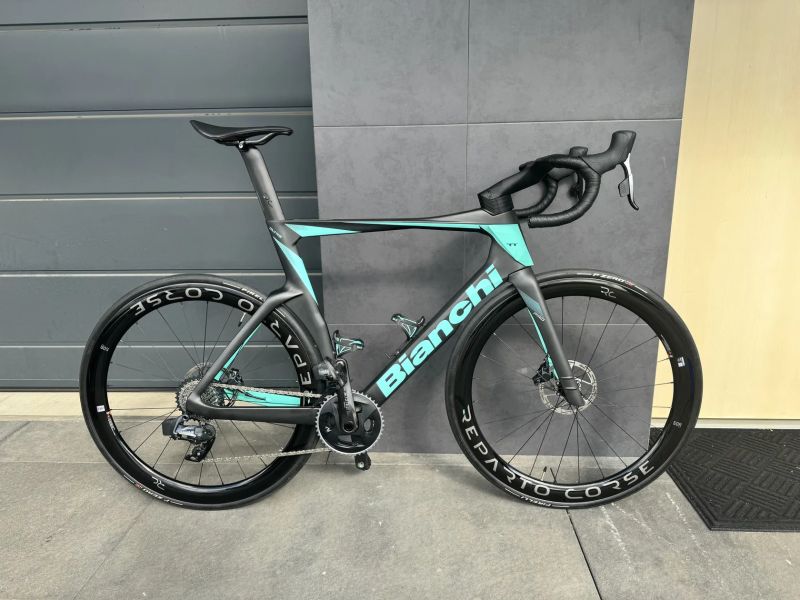 Bianchi Oltre PRO ultegra Di2