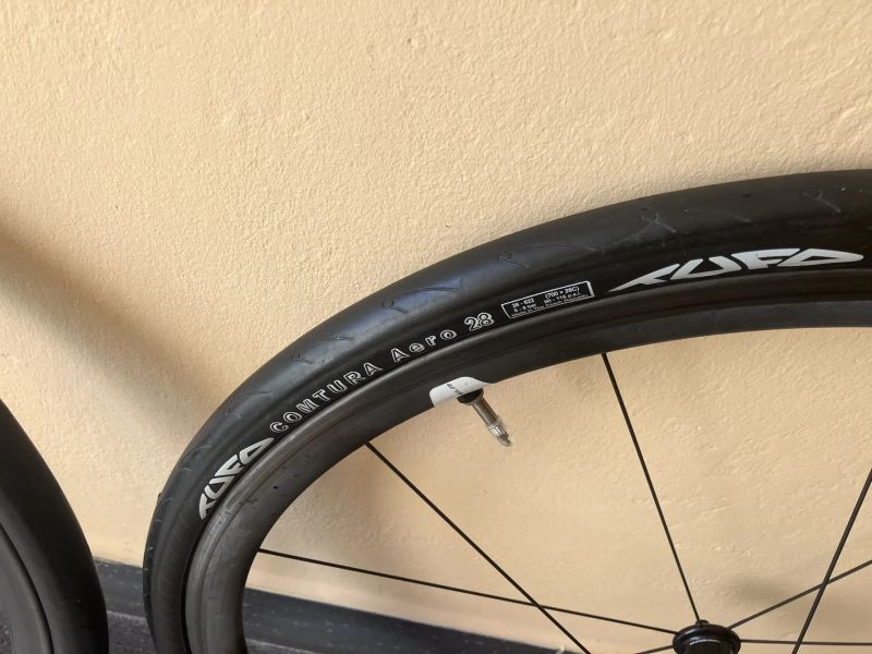 Kola Giant SLR pro ráfkové brzdy