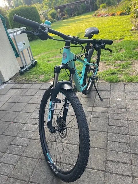 Bianchi 15 pro náctileté 
