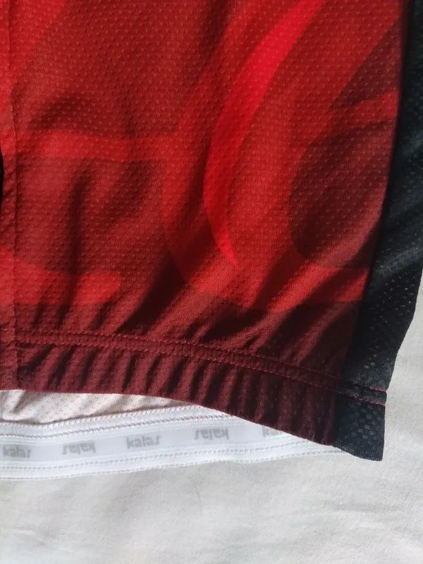 Cyklistický závodní dres Bernard vel. M, cyklistické triko a kalhoty