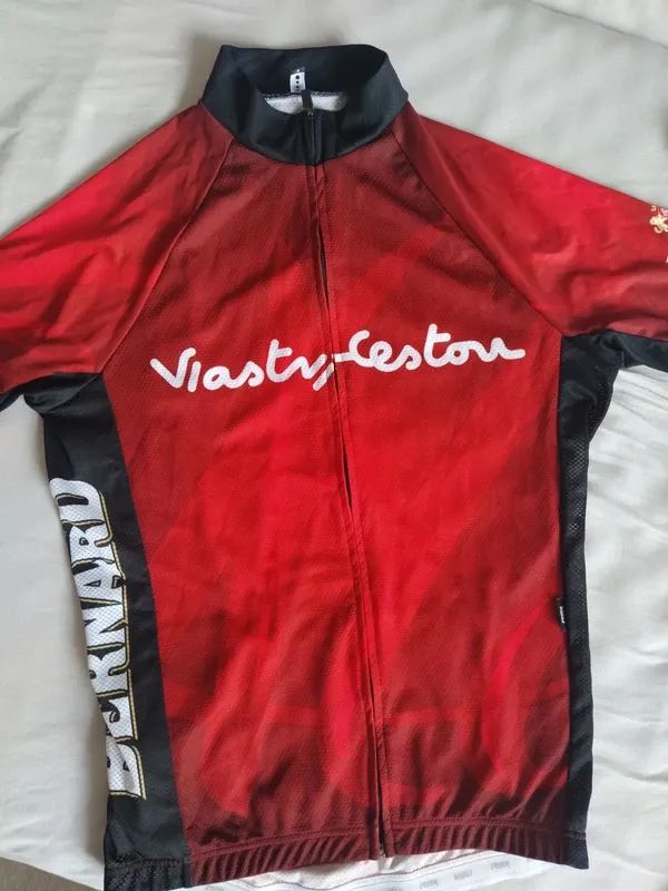 Cyklistický závodní dres Bernard vel. M, cyklistické triko a kalhoty