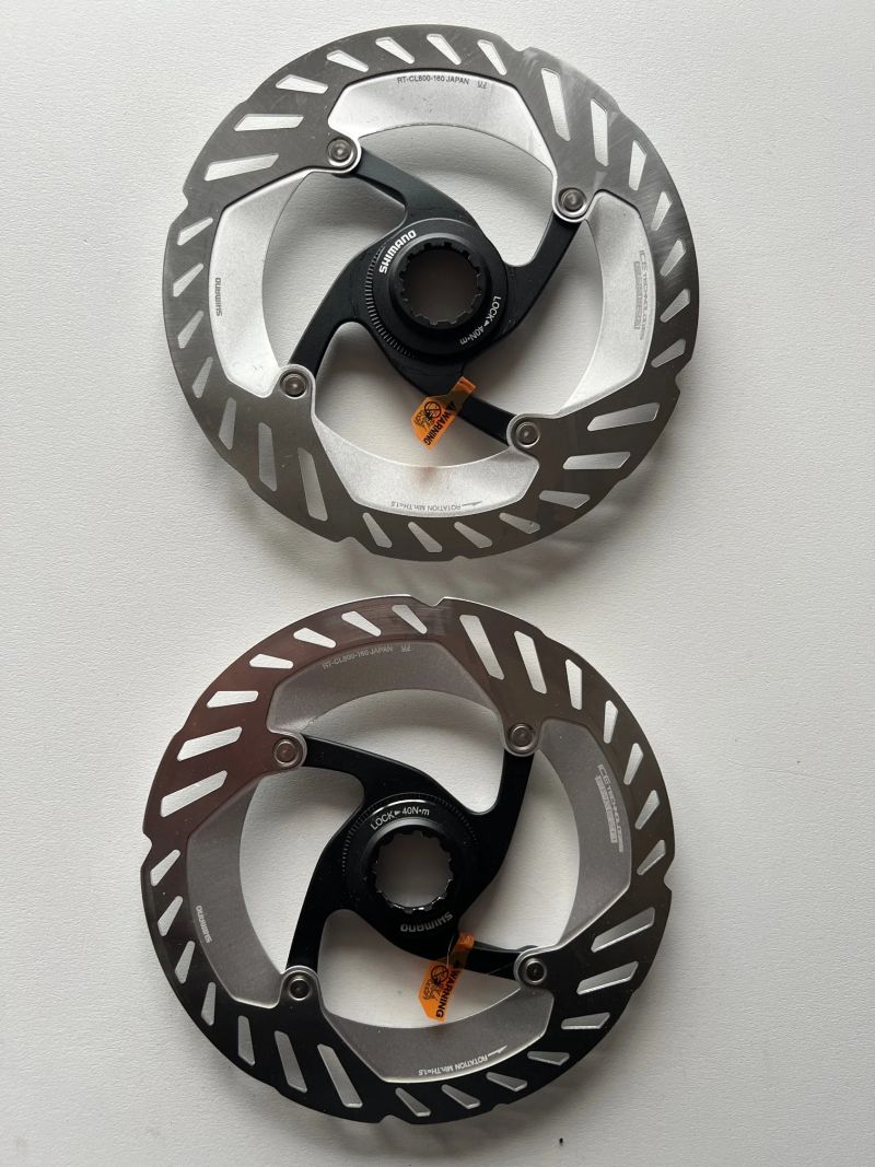 Brzdový kotouč SHIMANO ULTEGRA RT-CL800, 160 mm vnitřní matice