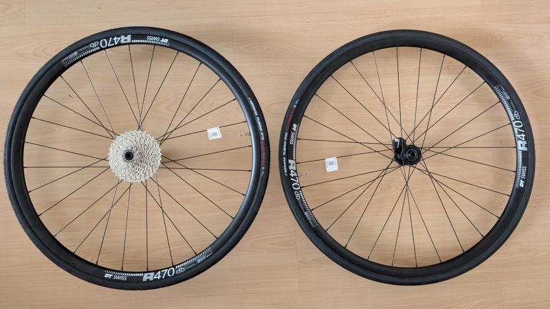 Silniční kola DT Swiss R470 + pláště a kazeta