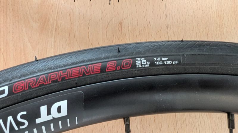 Silniční kola DT Swiss R470 + pláště a kazeta