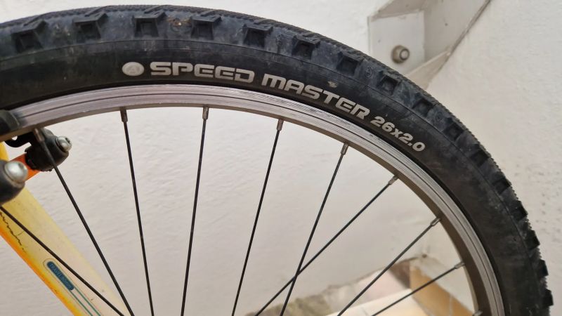 Author a-matrix 26'' rám 13,5''