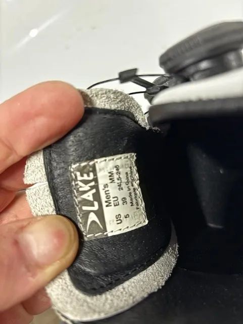 tretry LAKE CX237 Carbon bílá vel.43