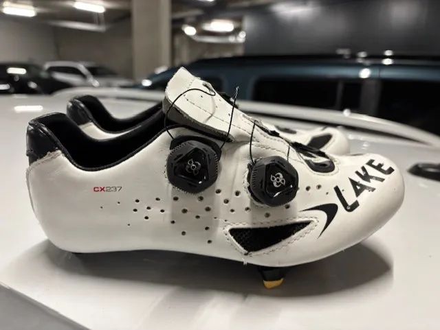 tretry LAKE CX237 Carbon bílá vel.43