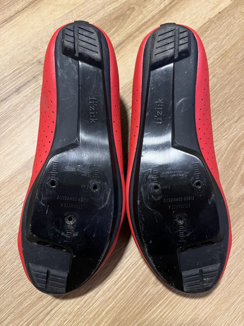 Silniční tretry Fizik Vento