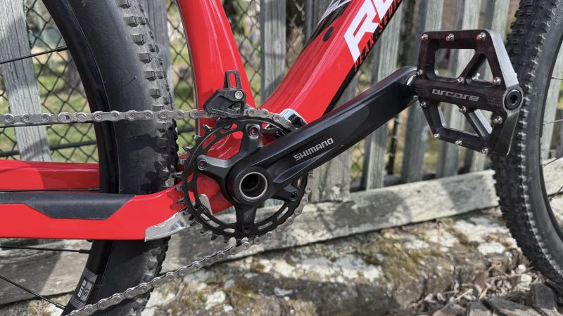 ROCK MACHINE BLIZZ CRB 30-29, Carbon, ROCKSHOX, DEORE, PEVNÉ OSY, Karbon sedlovka