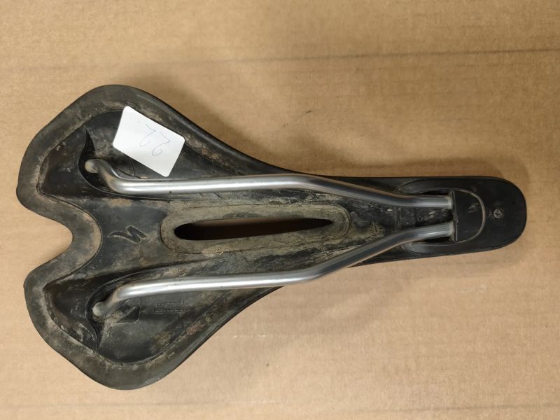 sedla cyklo FIZIK SPACIALIZED BONTRAGER PROLOGIO