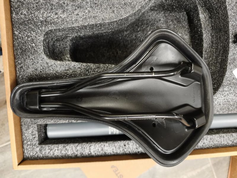 sedla cyklo FIZIK SPACIALIZED BONTRAGER PROLOGIO