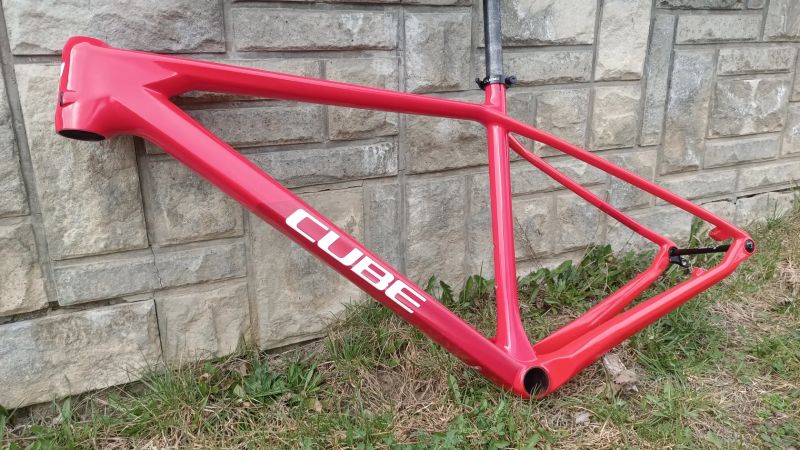 Rám Cube Reaction C62