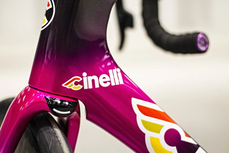 Cinelli Pressure 2, Sram RED AXS Etap, Powermeter, Mavic Cosmic UST SL