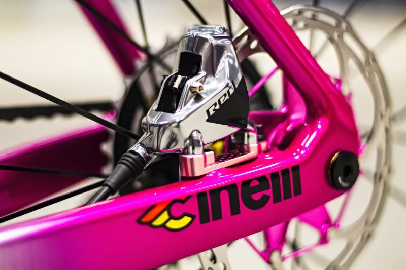 Cinelli Pressure 2, Sram RED AXS Etap, Powermeter, Mavic Cosmic UST SL