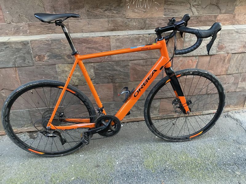 Silniční elektrokolo Orbea gain D30