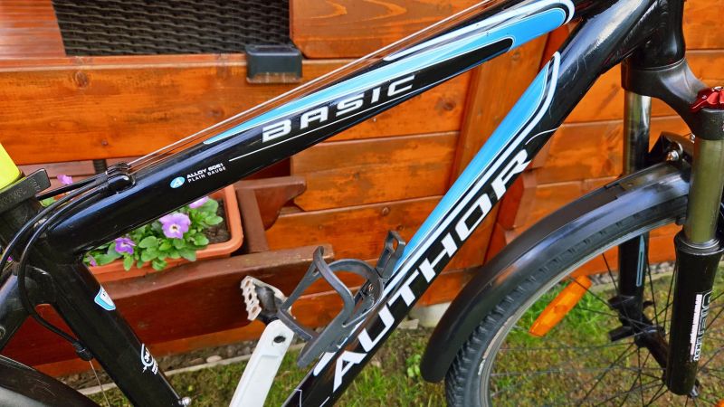 Chlapecké horské kolo 26" Author Basic ram 17" postava 157-175cm.